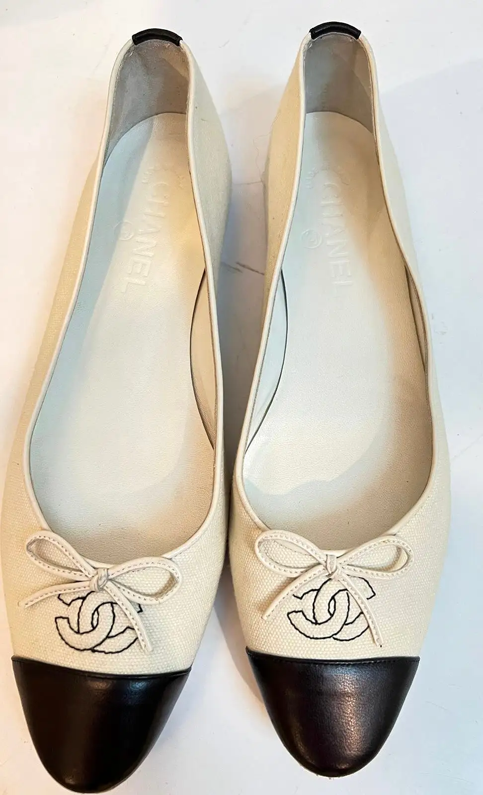 Chanel Ballerina Flats Ivory and Black Canvas CC Shoes EU 39.5 US 8.5