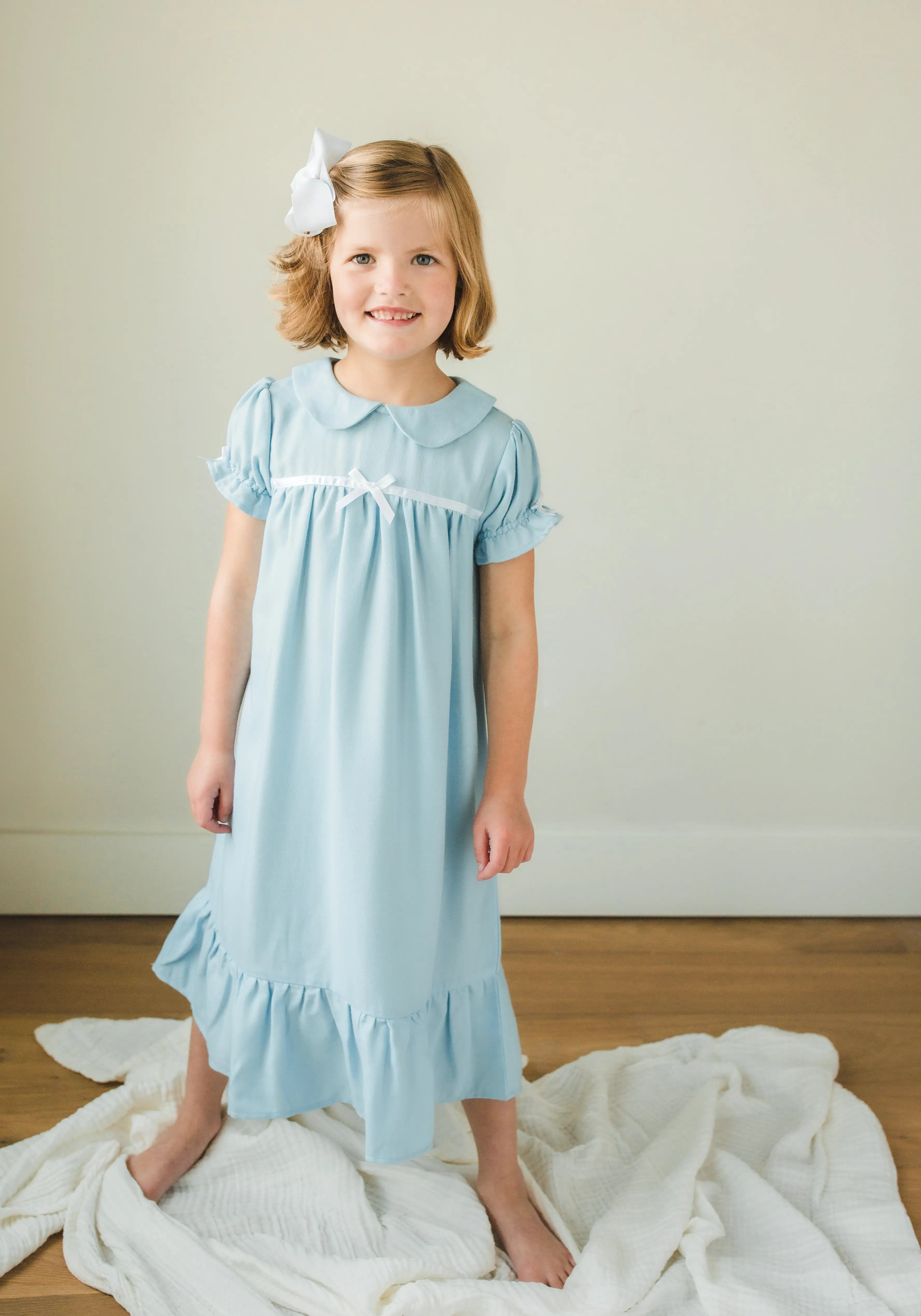 Classic Short Sleeve Nightgown - Light Blue